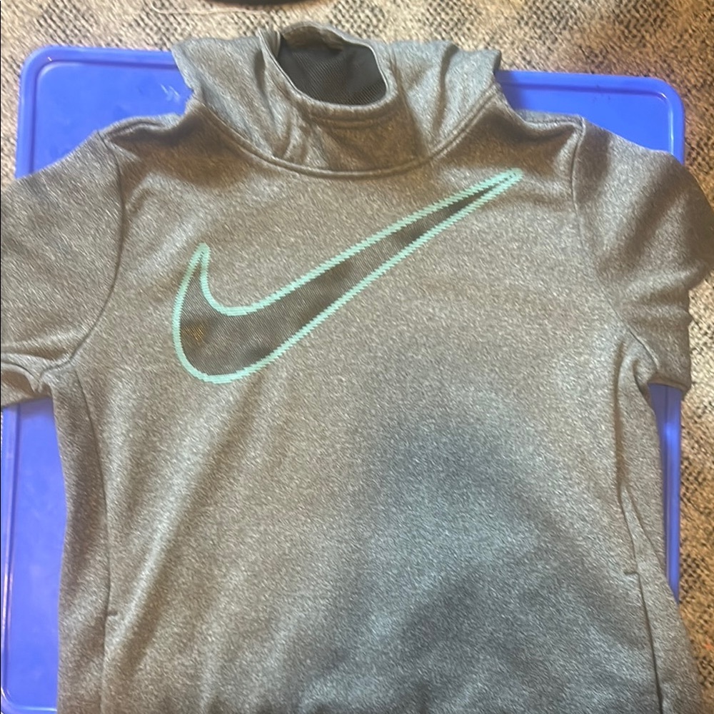 Nike Dri-FIT XL Hoodie in Gray